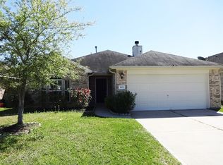 1001 Hamilton St, Alvin, TX 77511