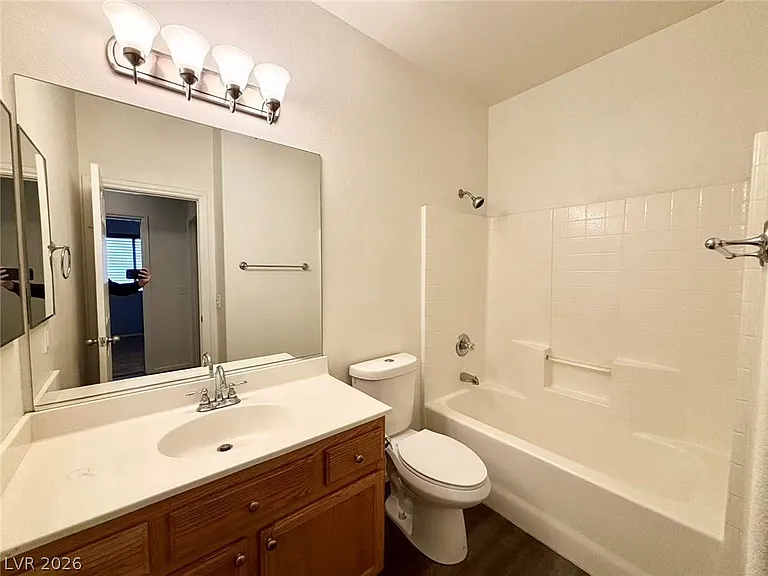 1626 W Hammer Ln — Photo 16