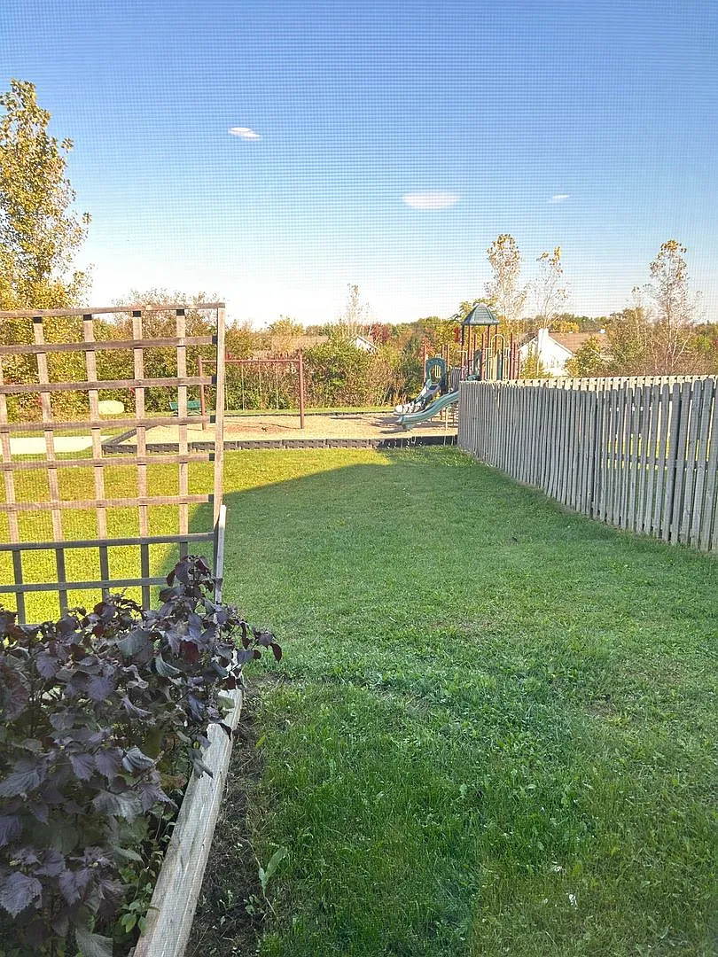 3370 Maitland Drive — Photo 2