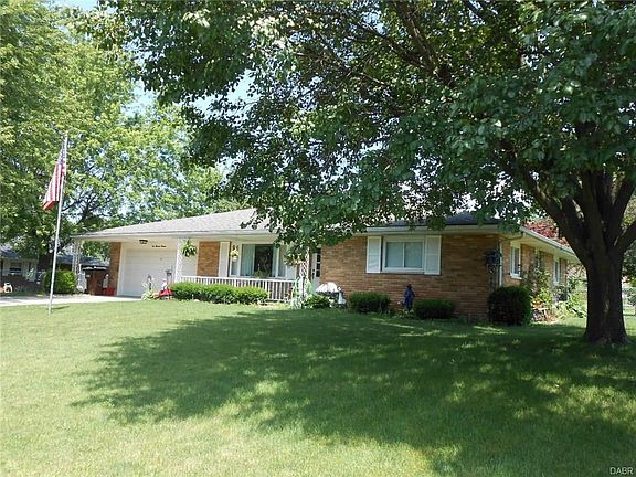 2nd image of 114 Eastwood Dr