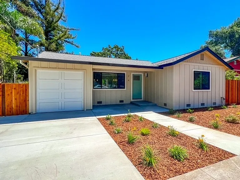 244 Foothill Blvd — Photo 1
