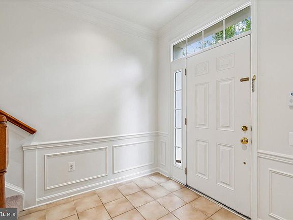 5th image of 11516 Clairmont View Ter