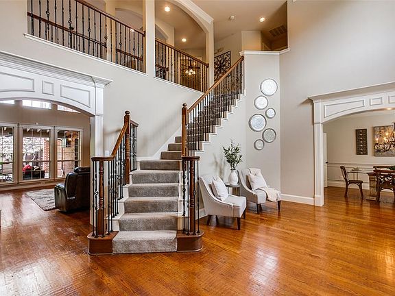 3rd image of 3120 Persimmon Ln
