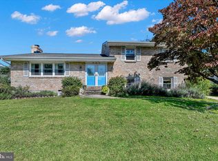 10810 Lakespring Way, Cockeysville, MD 21030