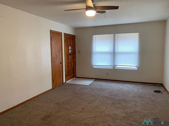 4th image of 1415 S Avenue B