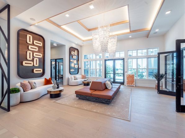 3020 Base Blvd #2212