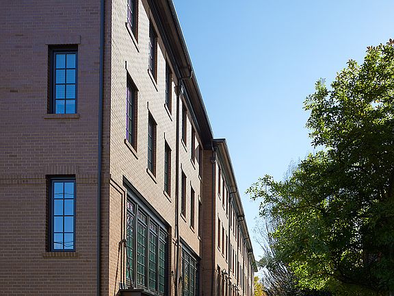 5th image of 906 N Buchanan St #906