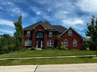 24110 Enclave Dr, South Lyon, MI 48178