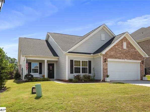 301 Valley Oak Dr, Belton, SC 29627