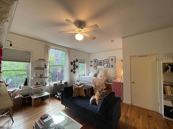 3rd image of 454 W 25th St APT 3a
