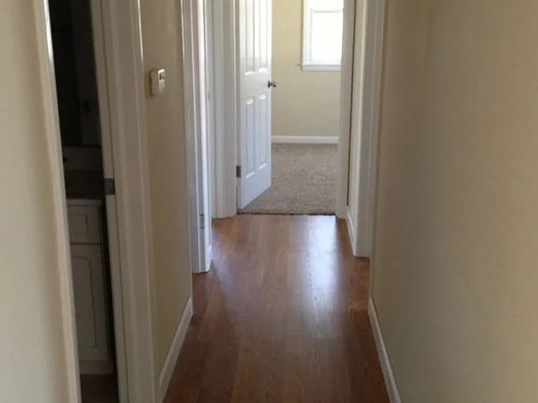2303 Glenoak Dr — Photo 7