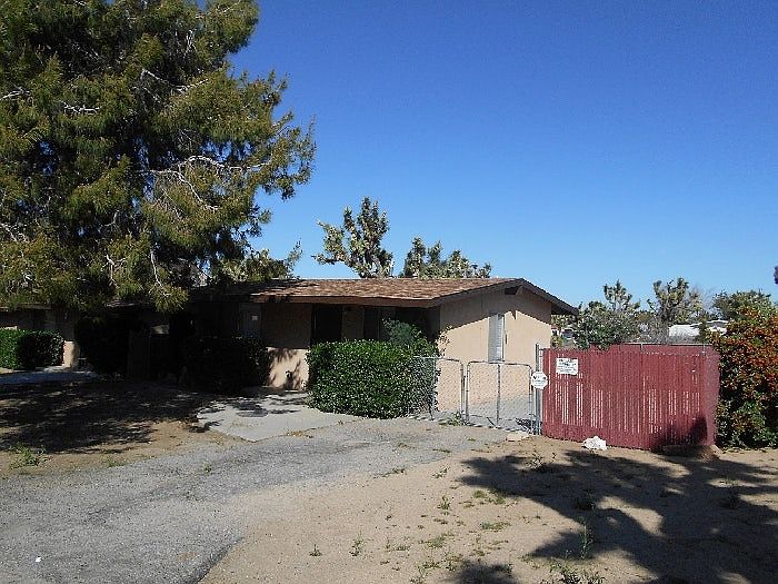 1st image of 55618 Pueblo Trl