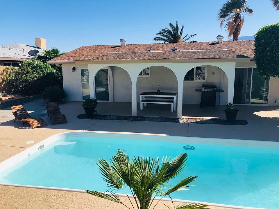 1st image of 66780 Yucca Dr