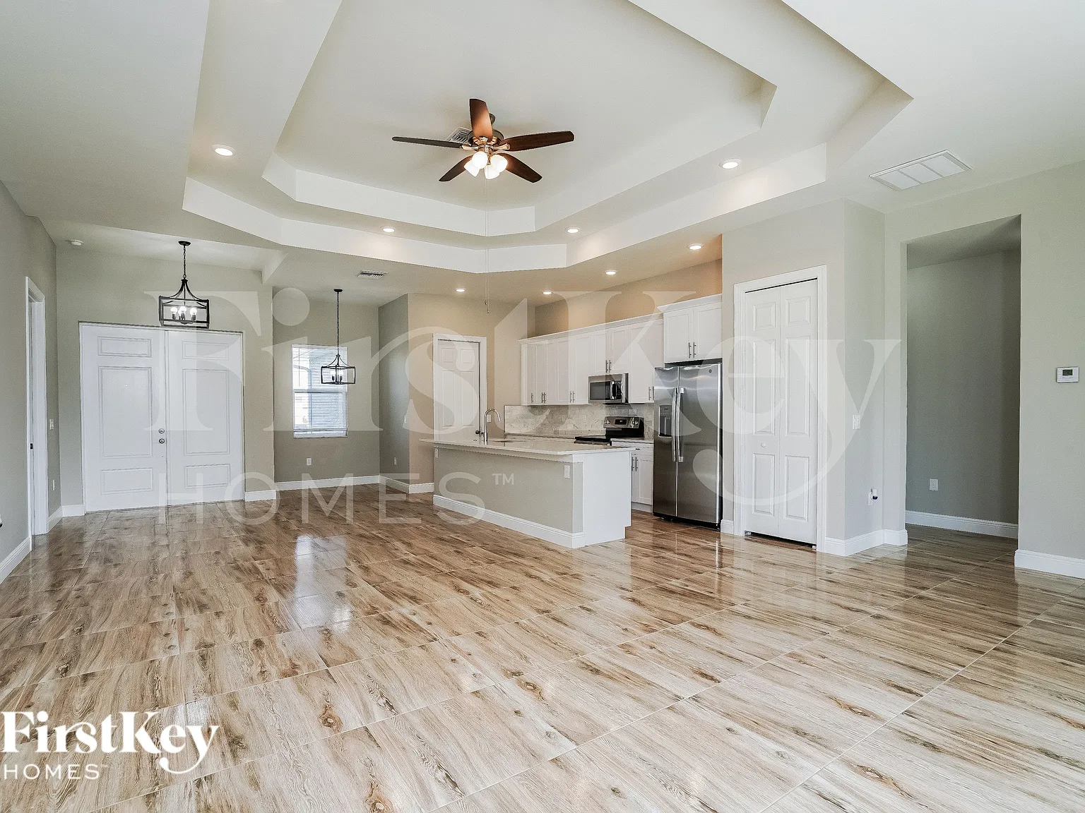 4 bed, 2.0 bath, 1930 sqft, $2,435 — Photo 3