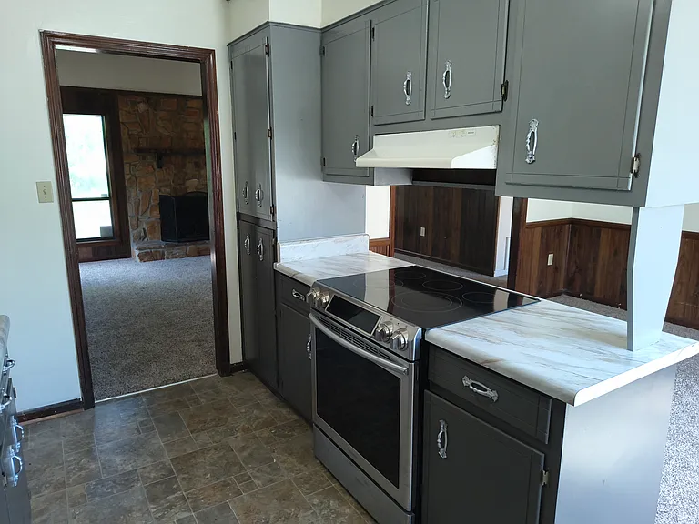 2916 Crosscreek Rd — Photo 5