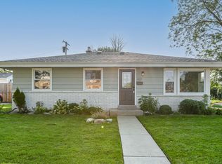 4027 Manhattan Dr, Racine, WI 53402