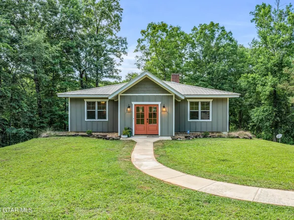 390 Pennington Lake Rd, Columbus, MS 39705