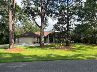 7 Claire Dr, Hilton Head Island, SC 29928