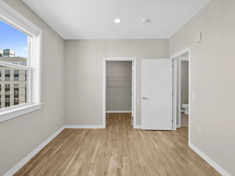 The Keystone Apartments — Photo 107