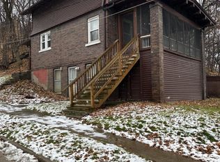 32 Diagonal St, Savanna, IL 61074