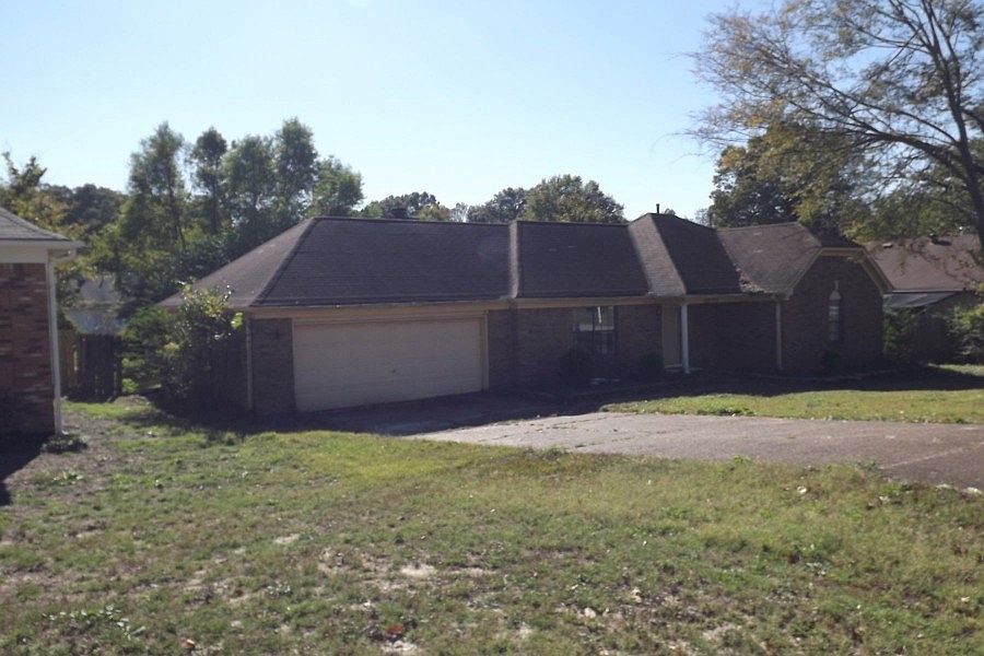 2nd image of 6681 Harpeth Cv