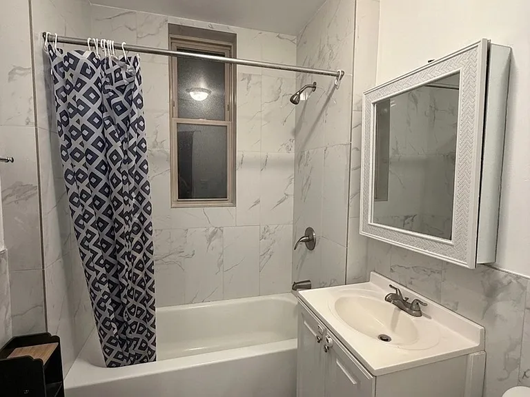 2820 S Short St #2R — Photo 1