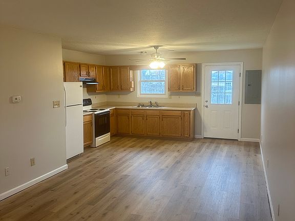4th image of 204-206 Faulconer Dr #204