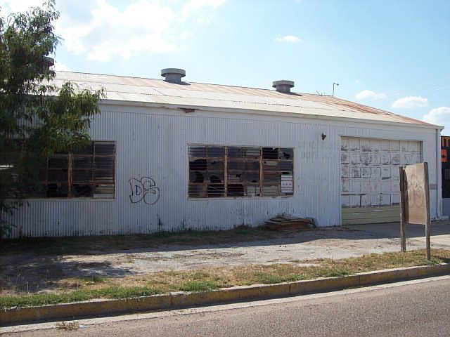 1st image of 1605 Business 83