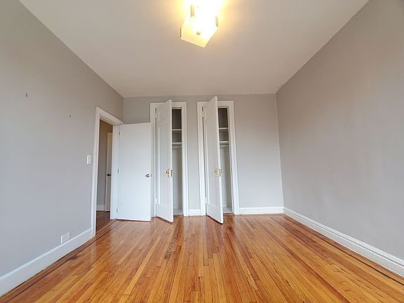 3rd image of 3054 Godwin Ter APT 49