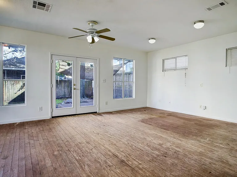 1436 Dorothy St — Photo 13