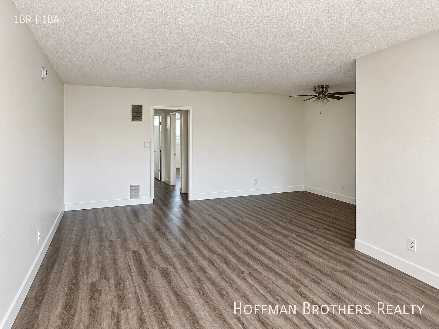 1,645 Off** Top-Floor 1BR with Stainless Steel Appliances, Updated Kitchen & Secured Entry! — Photo 1