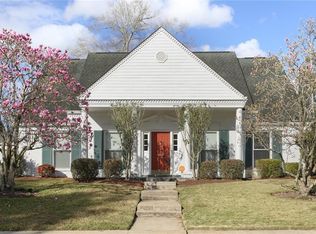 3548 Pin Oak Ave, New Orleans, LA 70131