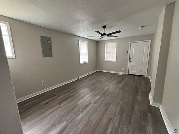 4th image of 1239 Boone St