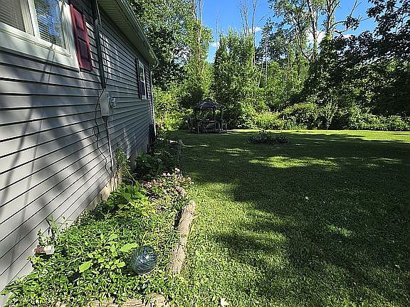 2nd image of 260 Chili Scottsville Rd