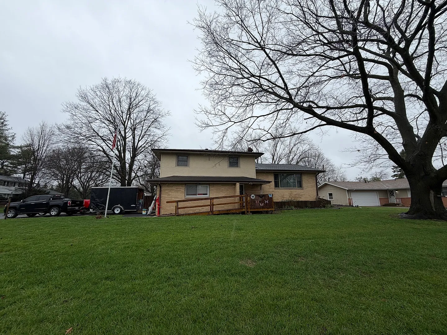 2308 Slayback St photo 1