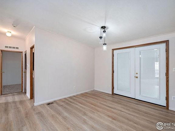 5th image of 4107 Central St
