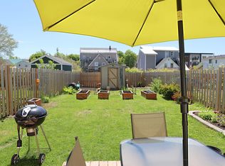 68 Bayfield St, Charlottetown, PE C1A2G6