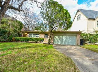 2040 Sheridan St, Houston, TX 77030