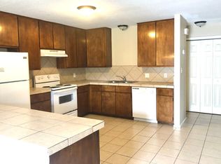 905 Simpson Rd APT C, Victoria, TX 77904