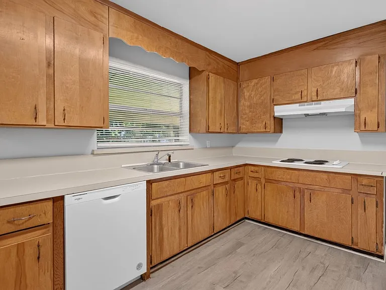 5503 Boeing Dr — Photo 28