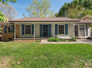 24 Skyview Ter, Asheville, NC 28806