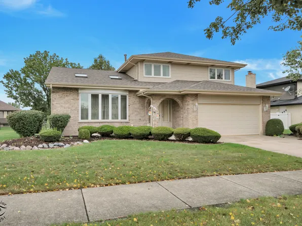 15718 Chapel Hill Rd, Orland Park, IL 60462