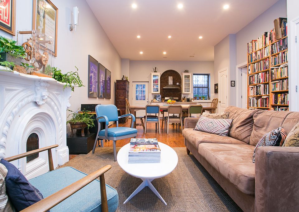 1st image of 521 Gates Ave APT 1