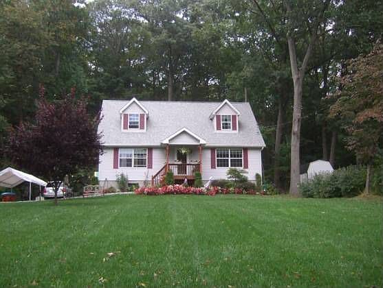 1st image of 47 Doris Lee Dr