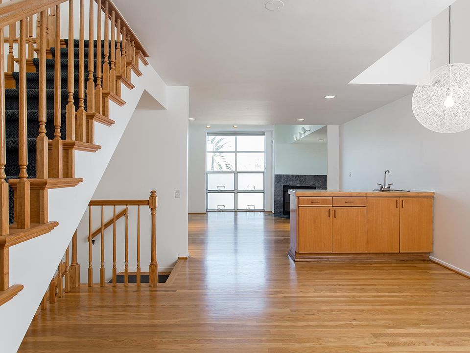 1st image of 753 Pier Ave