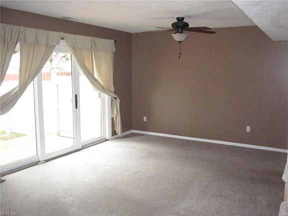 4th image of 123 Windsor Pines Way APT A