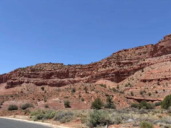 865 E Country Club Dr, Kanab, UT 84741