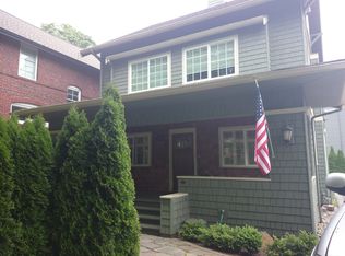 1219 E Aloha St, Seattle, WA 98102