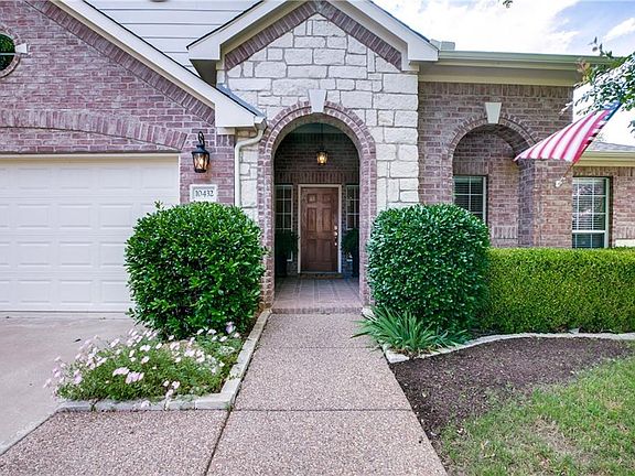 3rd image of 10432 Grayhawk Ln