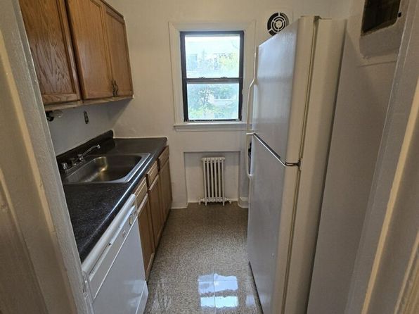 1230 N Quinn St #322